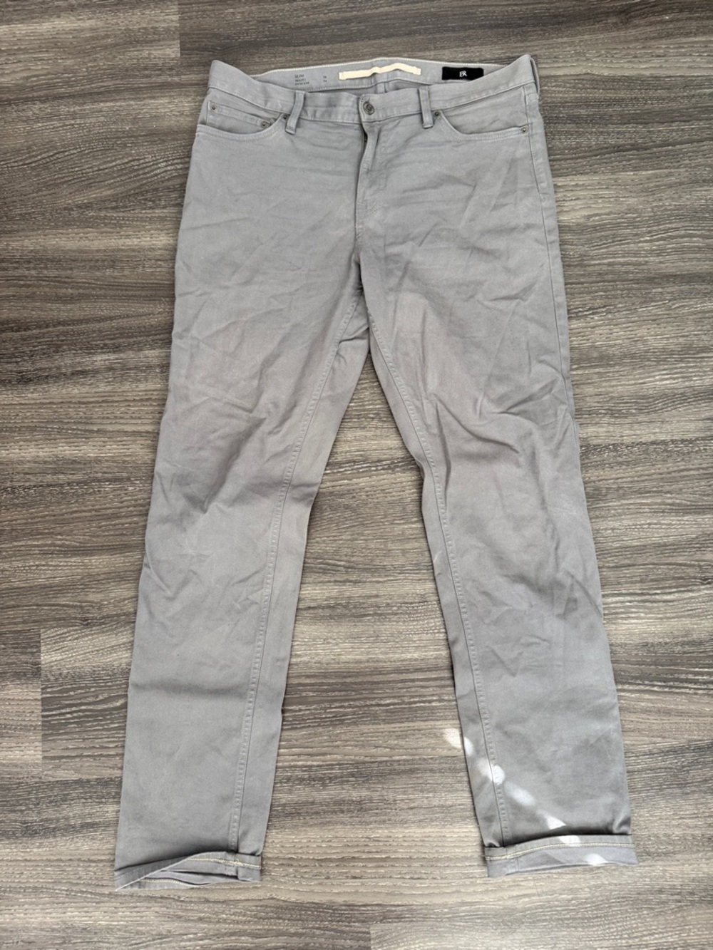 Banana Republic Men’s Traveler Gray Straight Pants 34x34
